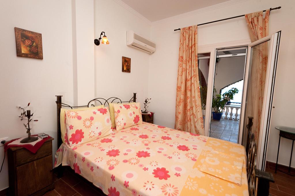 Sweet Memories Beach Houses เมซอนกิ ภายนอก รูปภาพ