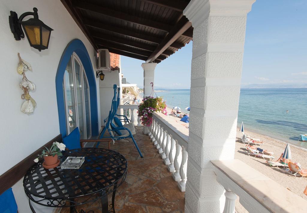 Sweet Memories Beach Houses เมซอนกิ ภายนอก รูปภาพ