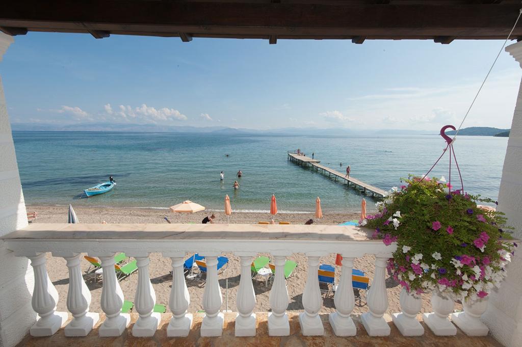 Sweet Memories Beach Houses เมซอนกิ ภายนอก รูปภาพ